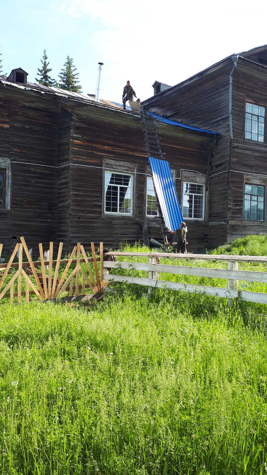 ‘ТОС “Возрождение” Кяхтинского района, огородили Церковь.
