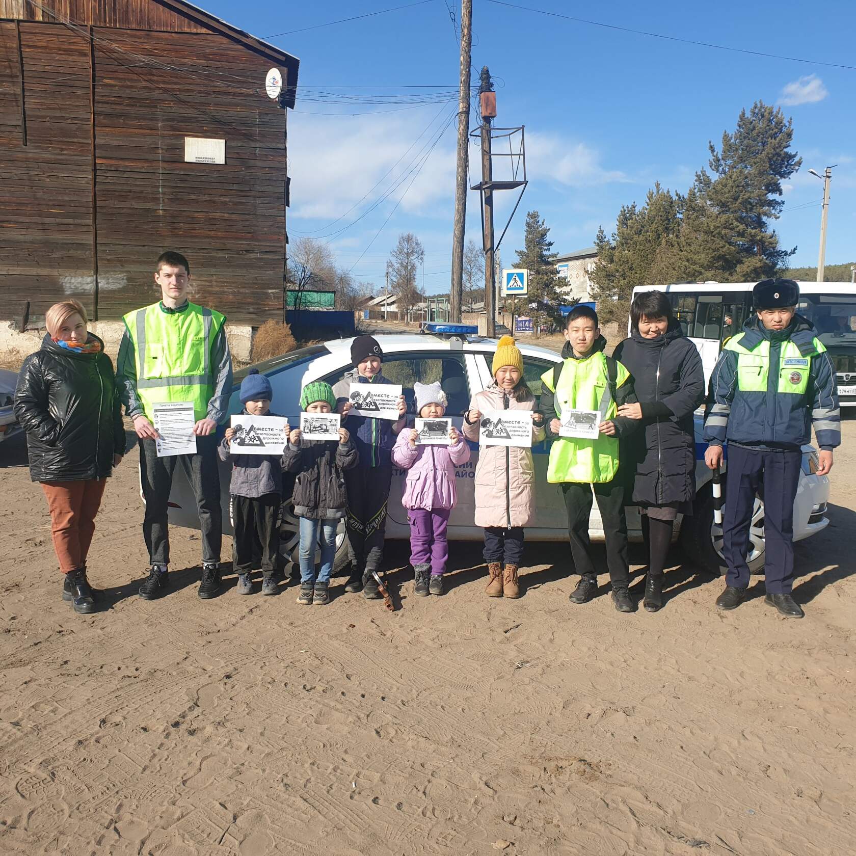 Наш ТОС совместно с ГИБДД провел акцию “Скорость”