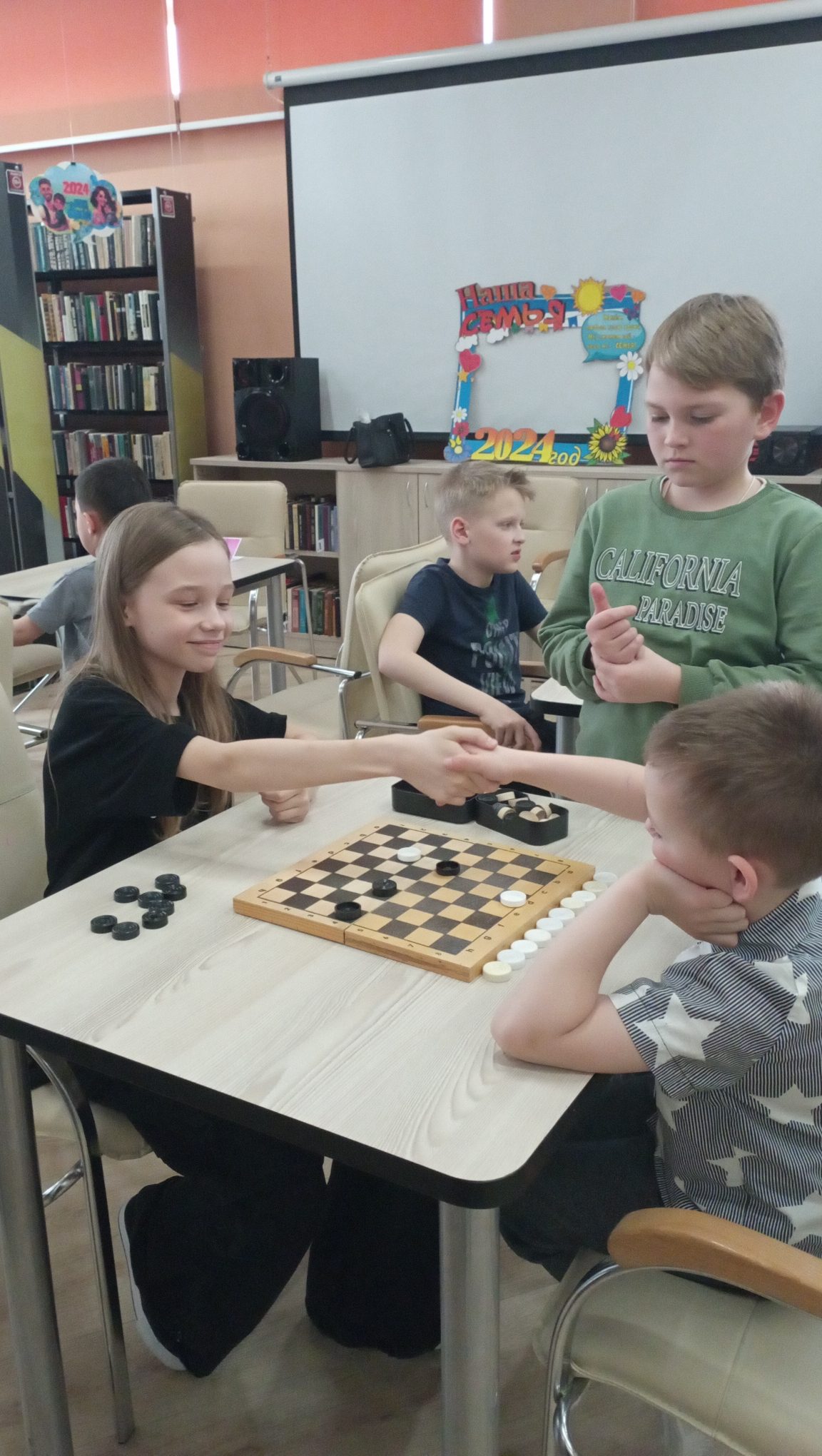 Соревнования игры в шашки в ТОС Стимул 27.04.2024г.