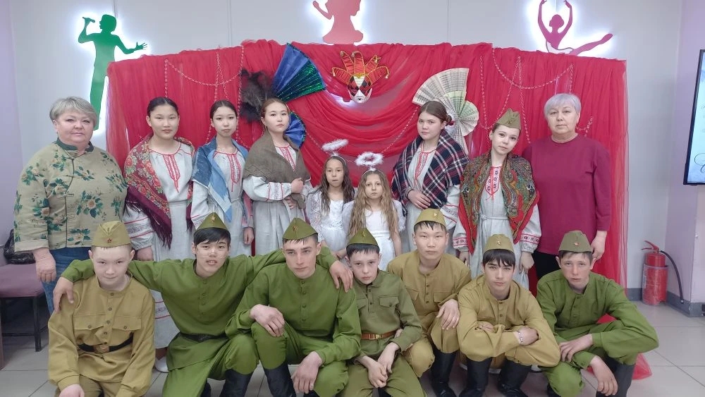 ТОС “Дружба” 3 апреля – Участие в Районном фестивале – конкурсе любительских театральных коллективов с постановкой «Май, которого не было для них…»